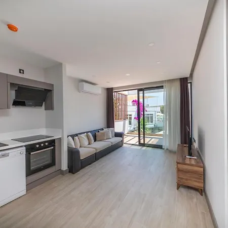 דירה Modern Near With Location In Bodrum גומבט