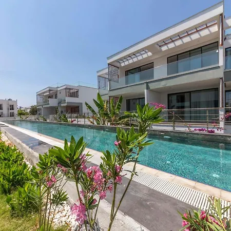 Modern Near With Location In Bodrum * גומבט
